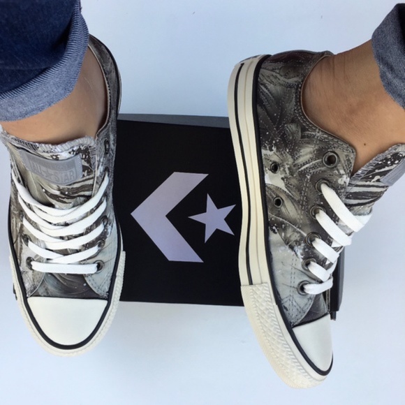 Converse Shoes - Converse Chuck Taylor Last price clearance